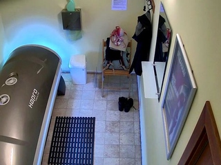 Hairy MILF in solarium