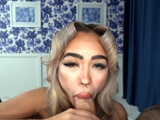 GOTFILLED Luna Luxe opens her pussy for cum