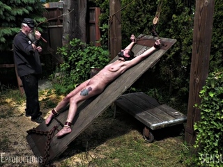 Rack Torture: Female Slave Whipped Raw