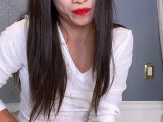 Sexy Asian Ladyboy Masturbating