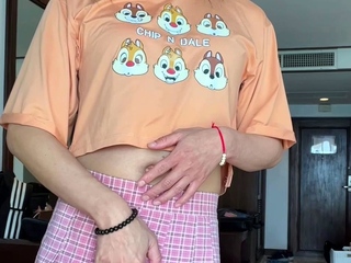 Brunette Tranny jerking in hard dick in solo Webcam