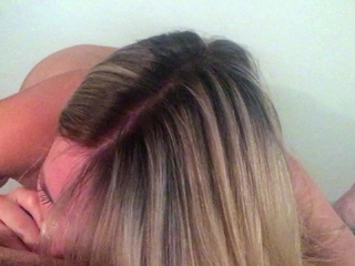 Amateur Blond Give Nice POV Blowjob