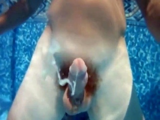 23 Massive Squirts Amateur Underwater Adventure