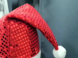 I Fuck Santa’s Helper in a Changing Room – Blonde Blowjob Te