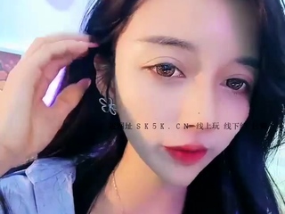 Amateur Asian teen sucks this big hard cock