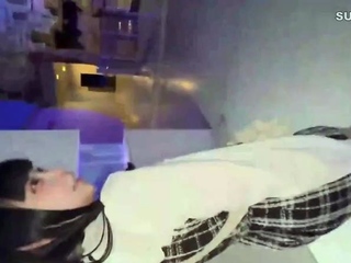 Bitch gives wam blowjob and handjob in pov scene