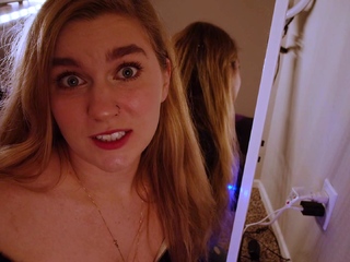 Amateur Webcam Cute Teen Plays Solo with Big