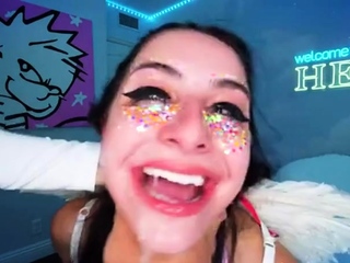 Fucked up cunt loves being face punched & slapped