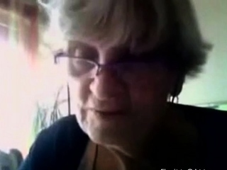 Mature Cam Show with Amateur Granny