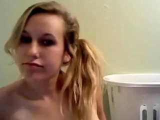 Brazilian Girl’s Webcam Solo