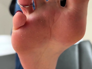 Black Amateur Explore Hot Foot Fetish