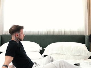 DILF seduces FTM twink after a massage