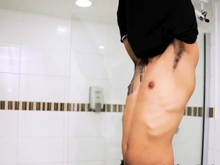 Fucking sexy Latina face in the shower using a big dick