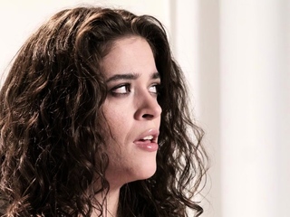 Petite cute babe pussytoying herself