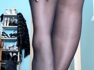 Big Boobed Blonde Masturbates With A Dildo In The Bathroom