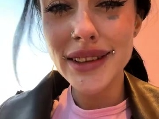 Melissa_crazy pussy and boobs in public