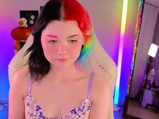 Amateur Webcam Teen Masturbates And Teases