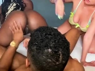 Yourboyfcisco – Fun Fun You And Your Bestie