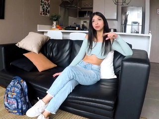 Cute 18yo Latina Has Her First Real Orgasm