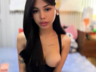 CLOSE UP OF TEENS PARADISE