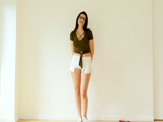 Sexy hottie Anetta Keys enjoys a solo toy masturbation