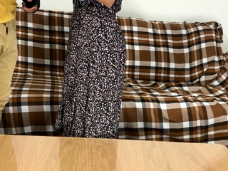 دوس پسر کیر کلفتم جلوی شوهرم منو