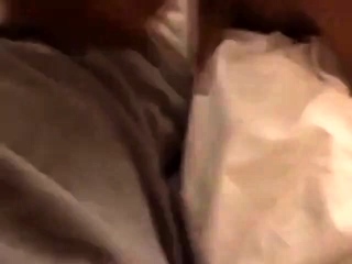 Deutscher Amateur mit roten Schuhen Footjob