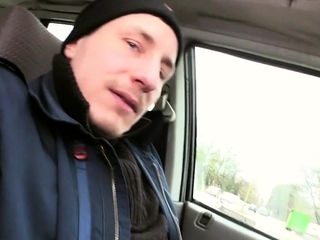 Public geeky date outdoor fuck