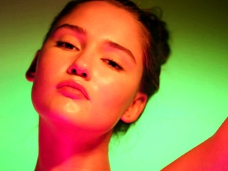 WowGirls-Stunning Doll, Sonya Blaze