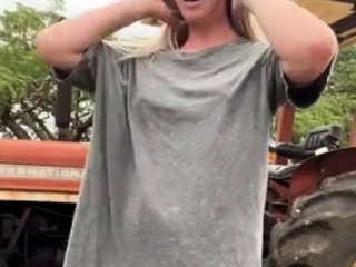 Haydie May Bird Risky Public Striptease