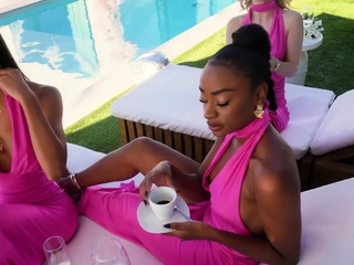 Malia Lenoir, Lily Blossom, Lia Lin – The Wedding Crasher: