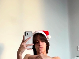 Nani Daniel (nanidanielg) jerks off over the holidays