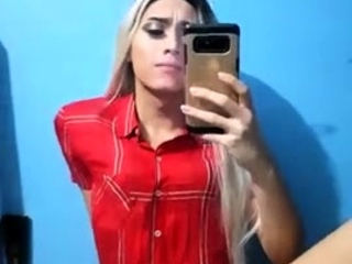 Victoria Salvatore Quick Masturbation With Cumshot