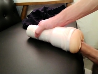 Lisa Ann Fleshlight 4 Cumshots in 5 Minutes
