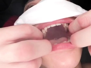 Japanese teen in a hardcore sex