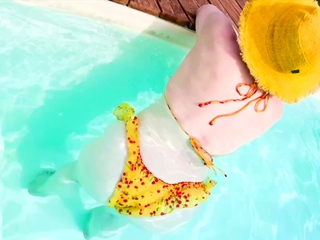 Red’s blow and go outside in the pool