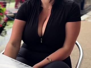 Busty Baddie Klara Devine Having A Wild Hook Up