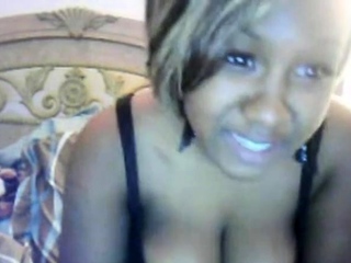 Ebony Amateur on Webcam