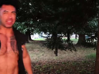 Muscled Dude Obeys Top