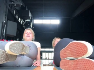 Two incredible Latin babes in foot fetish action