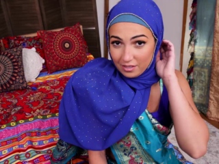 Stepsiblings Caught Stepmom Teaches Tantric Sex Threesome