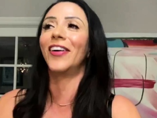Brunette Solo Webcam Masturbation