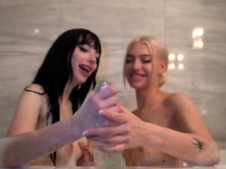 Ariesiatv & Avakit Suck On A Massive Dildo